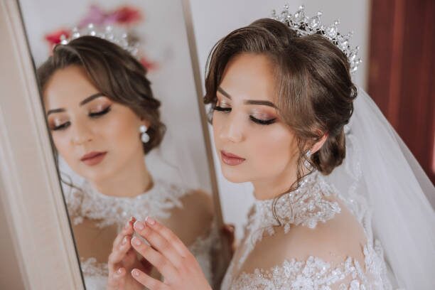 Hairstyles in 2025 that Complement Your Wedding Dress